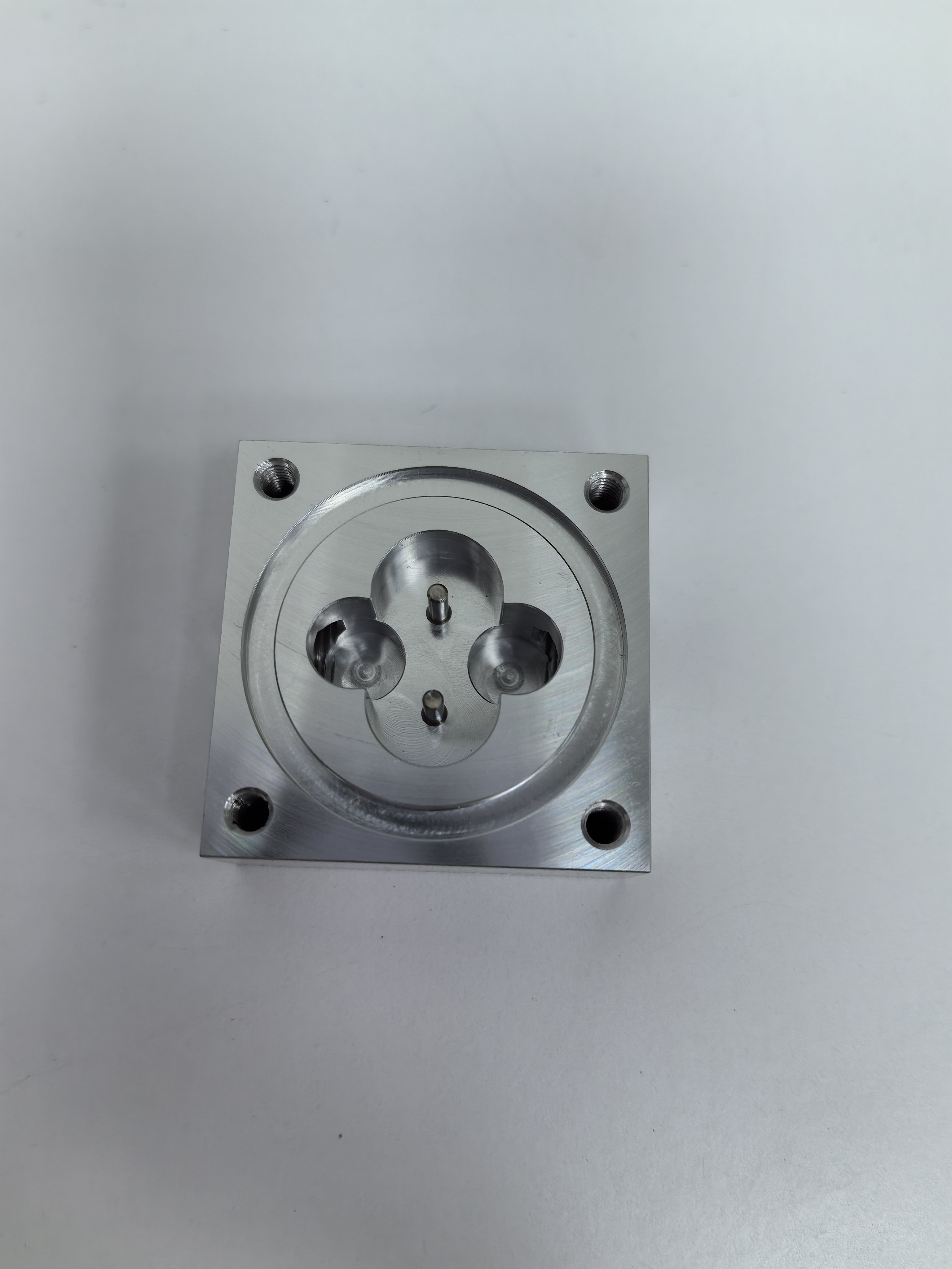 Aluminum CNC service